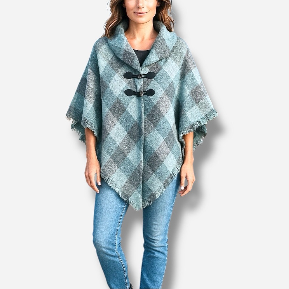 🌸New🌸 Accessory Plaid Toggle Closure Poncho Size Medium NWT